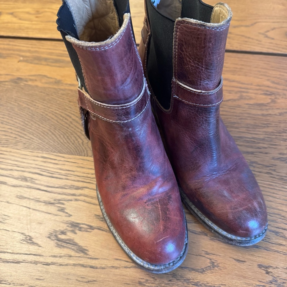 BED STU Burgundy Distressed Harness Boot Strap Heel Cobbler Series Western - Picture 2 of 11